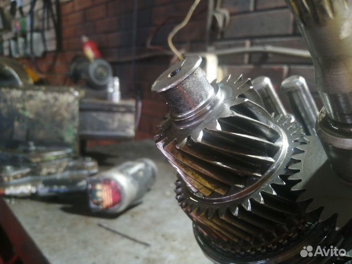 МКПП F-17 от GM 55565177 Opel