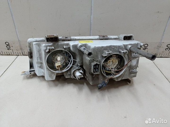 Фара передняя правая LADA 2110