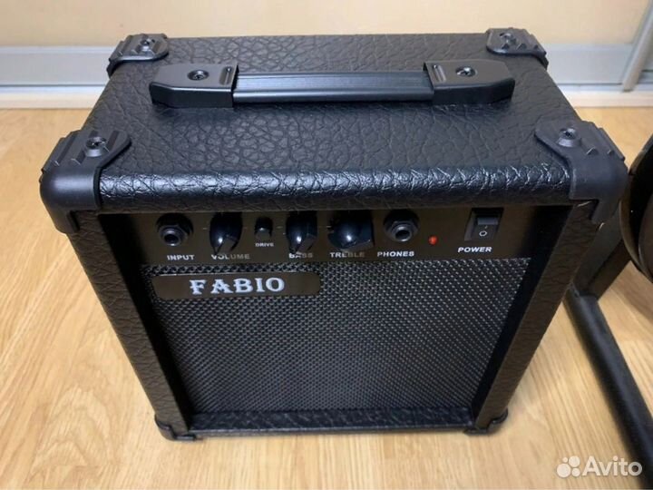 Комбоусилитель