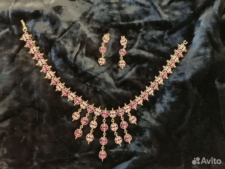 Колье и серьги