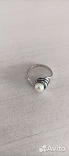 Серебряное кольцо