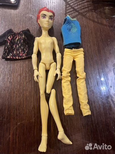 Аксессуары для монстр хай