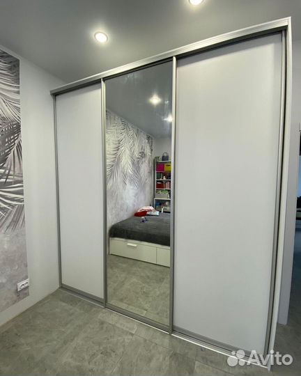 Шкаф купе стильный