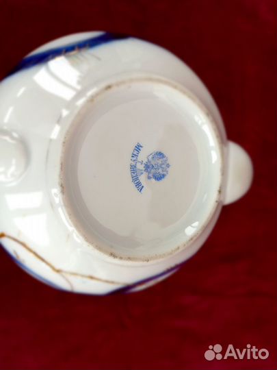 Антикварный фарфор Кузнецова. Чайник. XIX век