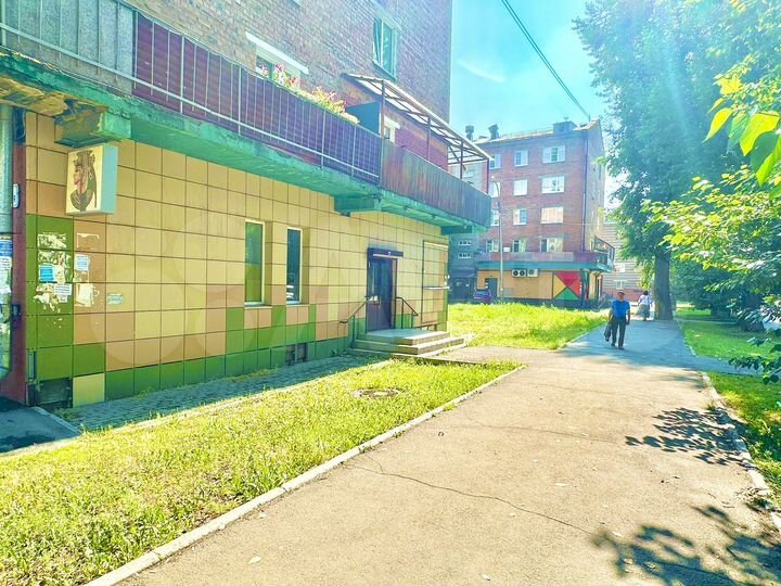 Первый этаж, Отдельный вход, 68 м²