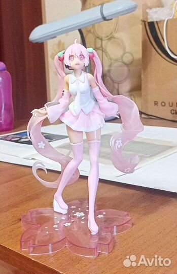 Фигурка аниме Мику
