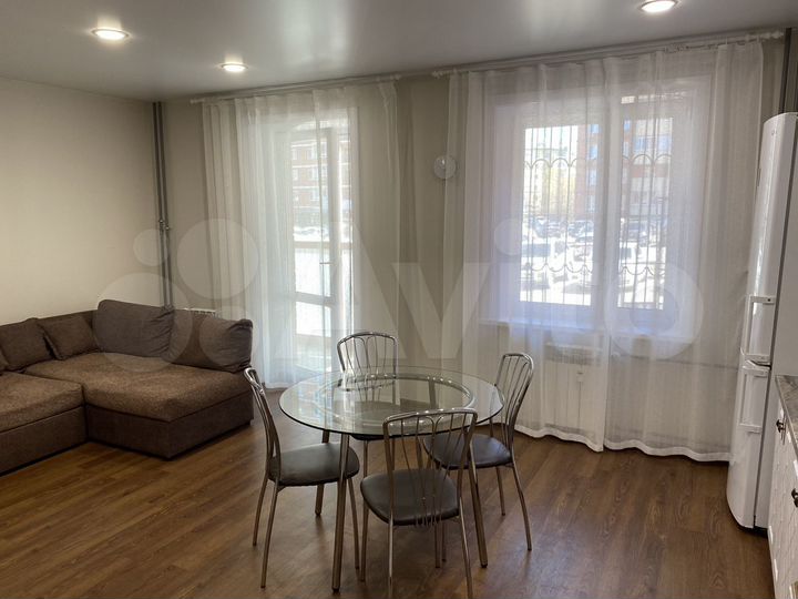 2-к. квартира, 64 м², 1/15 эт.