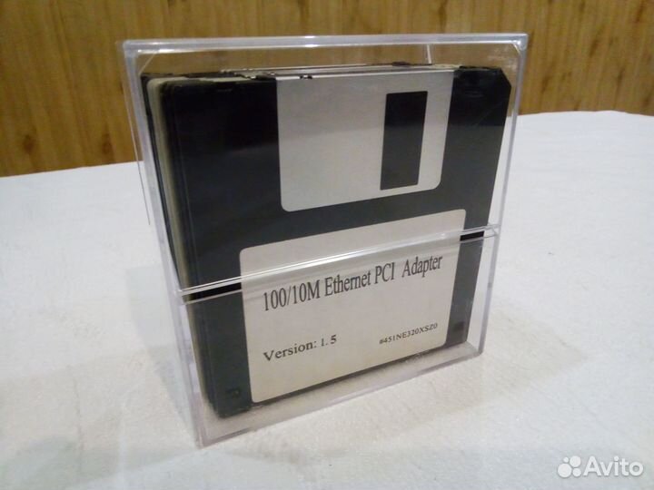 Дискеты разные11 штук+Бокс дляХранения1шт Раритет