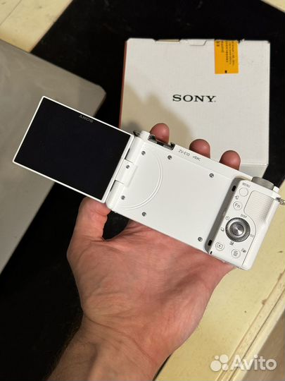 Sony zv e10 новая