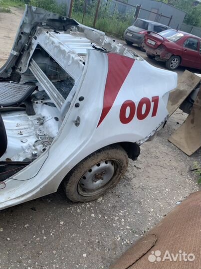 Заднее левое крыло четверть Logan 2 Логан 2 2019