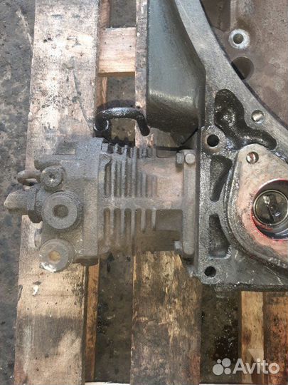 Кожух маховика Mercedes OM422 V8 2000