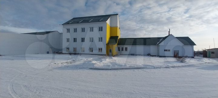 Здание, 4300 м²