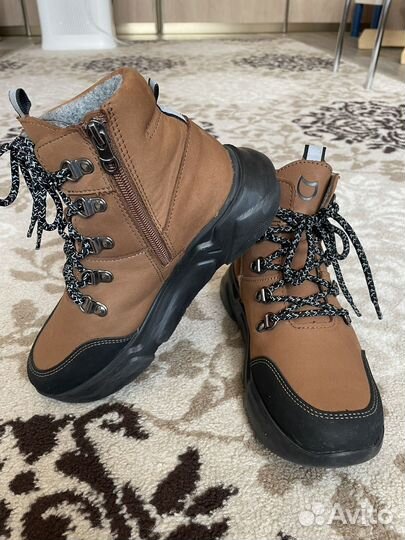 Ботинки утепленные