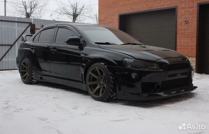 Обвес Accolade GT400 Lancer 10