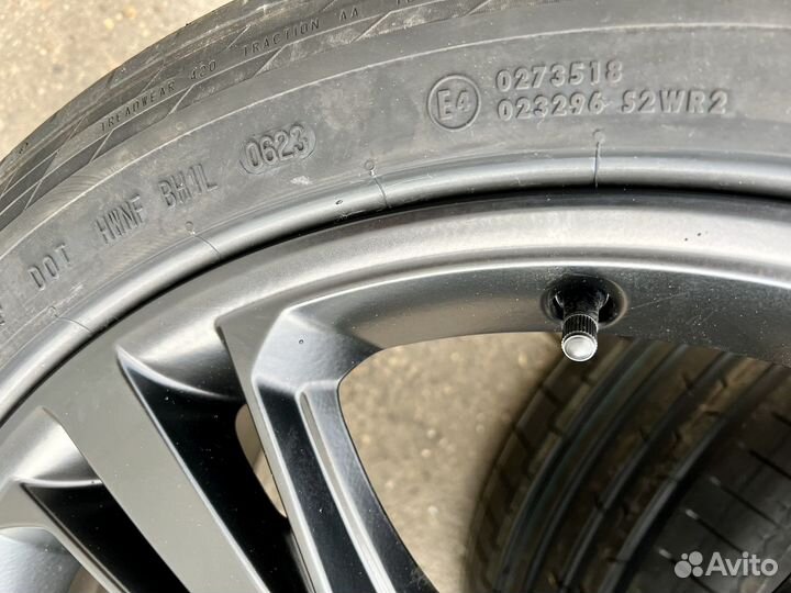 Колеса Audi Q7 SQ7 R21 оригинал лето Continental