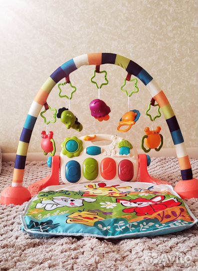 Развивающий коврик с пианино