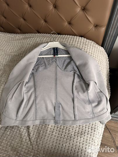 Костюм пиджак брюки + поло 146