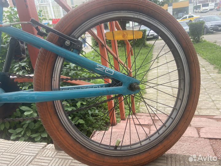 Трюковой велосипед BMX