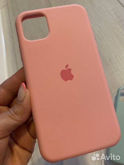 Чехол на iPhone 11