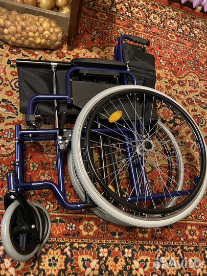 Инвалидная коляска новая