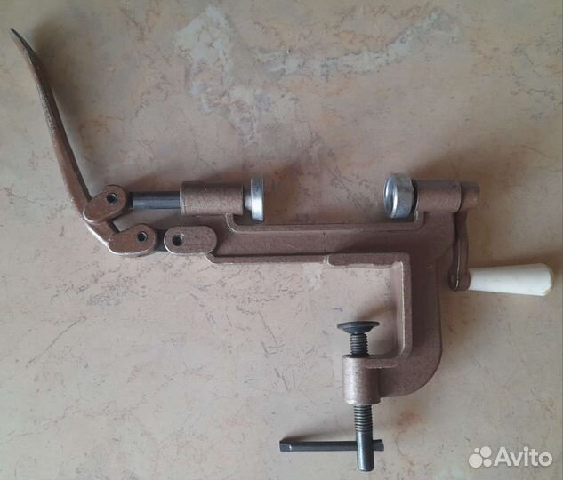 Закрутка настольная для патронов 12 с матрицей