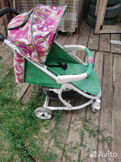Прогулочная коляска трость