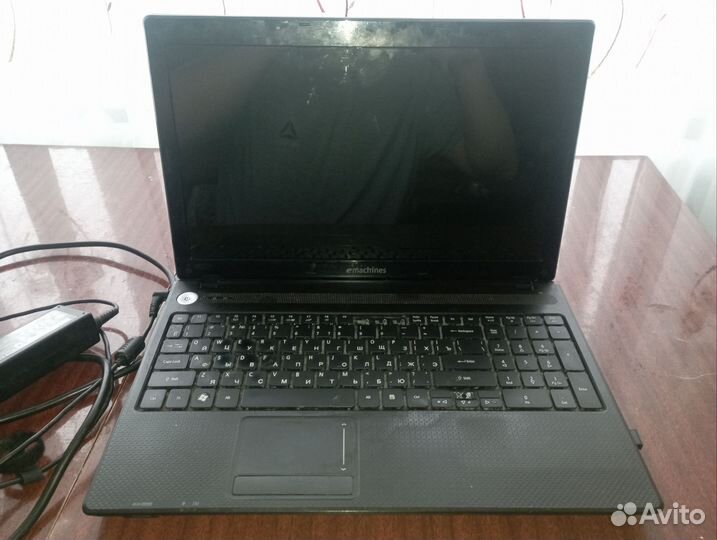 Ноутбук emashines E442-142G25Mikk