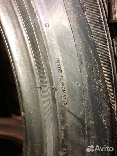 Pirelli Ice Zero 2 245/40 R19