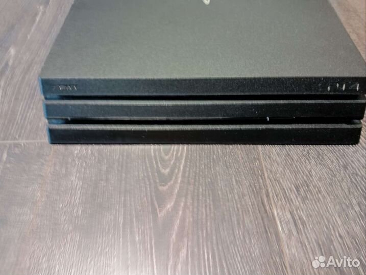 Sony PS4 pro 1tb