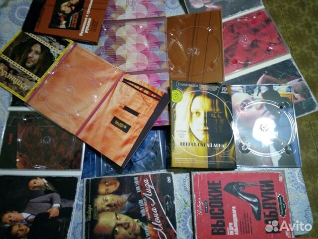 Пустые боксы и обложки от DVD дисков