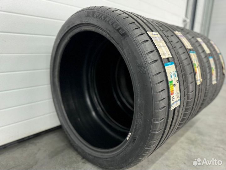 Michelin Pilot Sport 4 SUV 275/40 R22 108Y