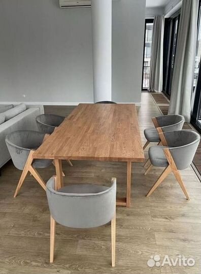 Стол на кухню. Мебель для ресторанов