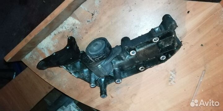 Кронштейн генератора \ натяжитель ремня Volvo S80