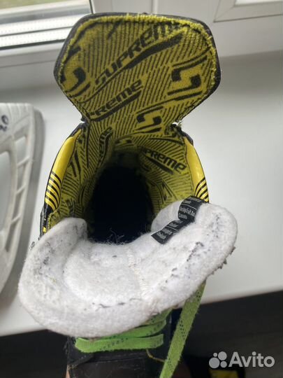 Хоккейные коньки bauer Supreme M4 YTH