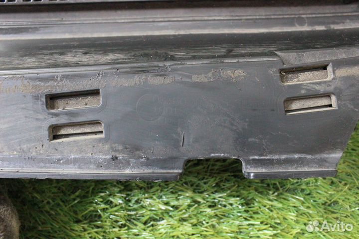 Жабо Cadillac Escalade GMT900