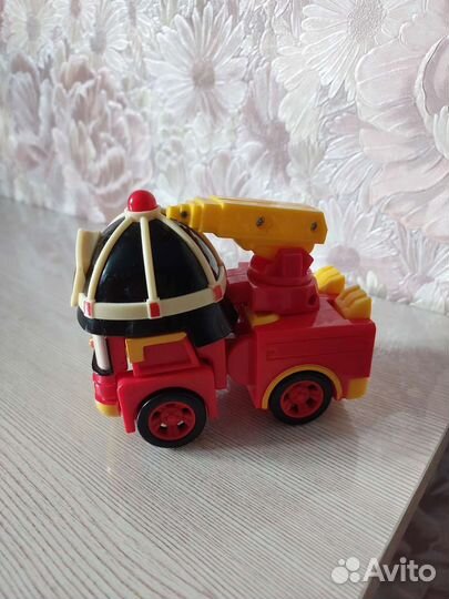 Рой пожарная машина