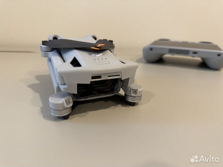Квадрокоптер DJI Mini 3 Pro RC Combo Plus