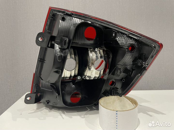 Фонарь задний Skoda Rapid