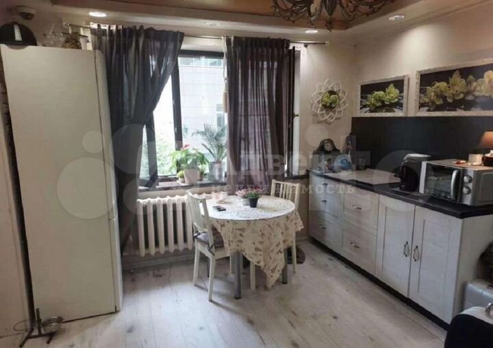 2-к. квартира, 66,1 м², 1/10 эт.