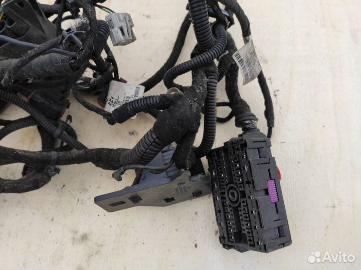 Проводка передней части фар на Opel Astra J