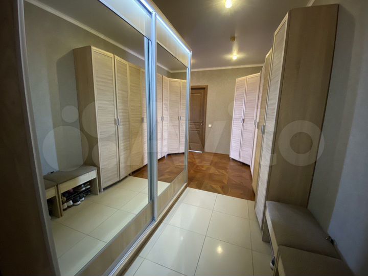 4-к. квартира, 92 м², 11/16 эт.