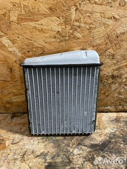 Радиатор печки Шкода Октавия A5