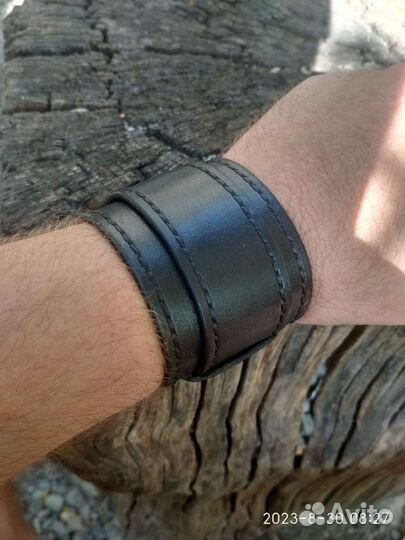 Браслет из натуральной кожи