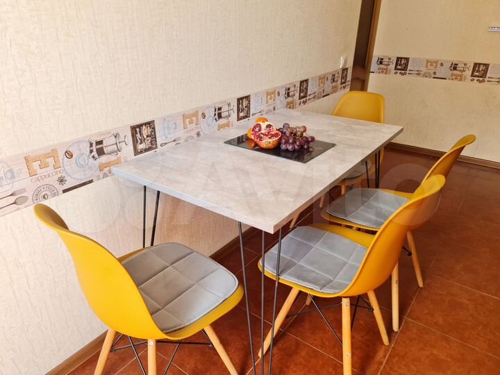 3-к. квартира, 76 м², 1/3 эт.