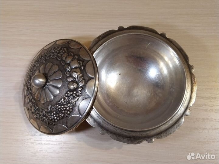 Сахарница (икорница, конфетница) мельхиор СССР