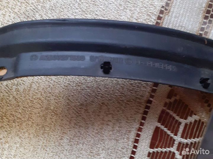 Уплотнительная резинка на автомобиль