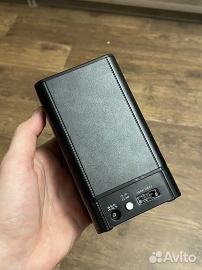 Док-станция для жестких дисков