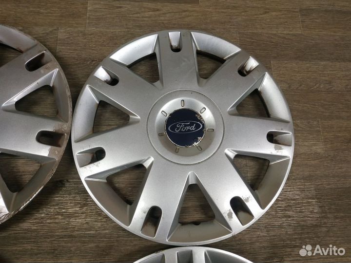 Комплект колпаков R15 Ford Fusion (2002-2012)