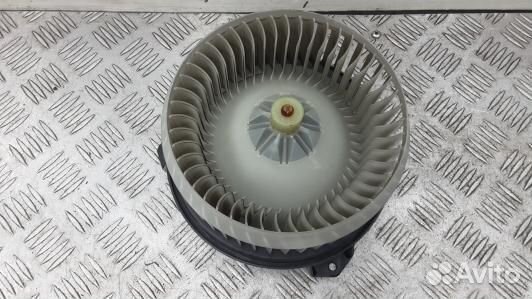 Моторчик печки dodge caliber (8AR09KK01)