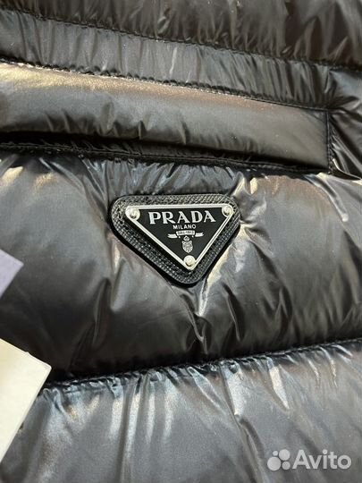 Prada пуховой жилет Re-Nylon S